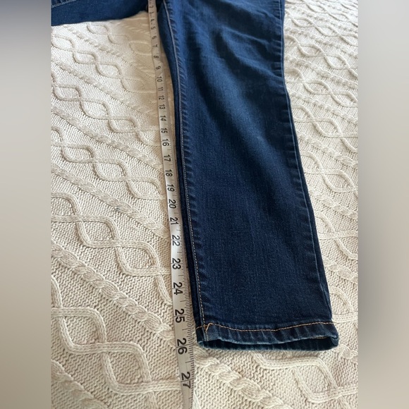St.Johns Bay Classic Dark Wash Skinny Leg Women's Jeans Size 12 Petite - Picture 11 of 13